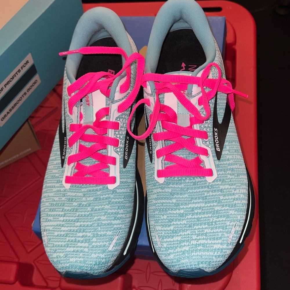 Brooks Ghost 14 size 8.5 brand new